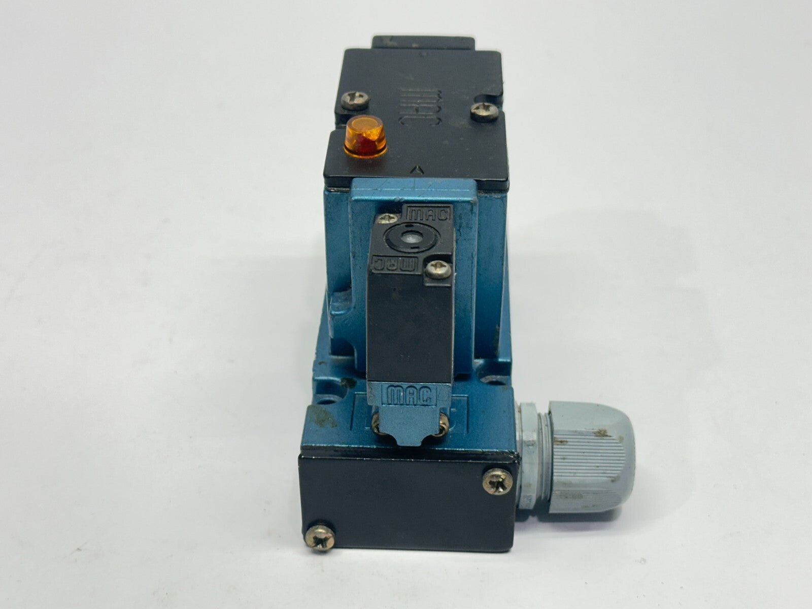 MAC Valves 82A-AC-BAA-TM-DDAP-1DA-9 Pneumatic Solenoid Valve Manifold 4-Port - Maverick Industrial Sales