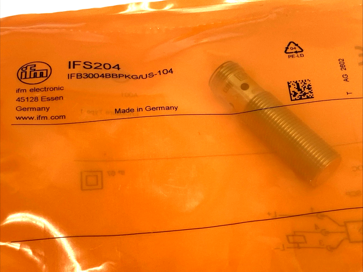 IFS204 | ifm Inductive Proximity Sensor M12 3-Pin IFB3004BBPKG/US-104 - New - Maverick Industrial Sales
