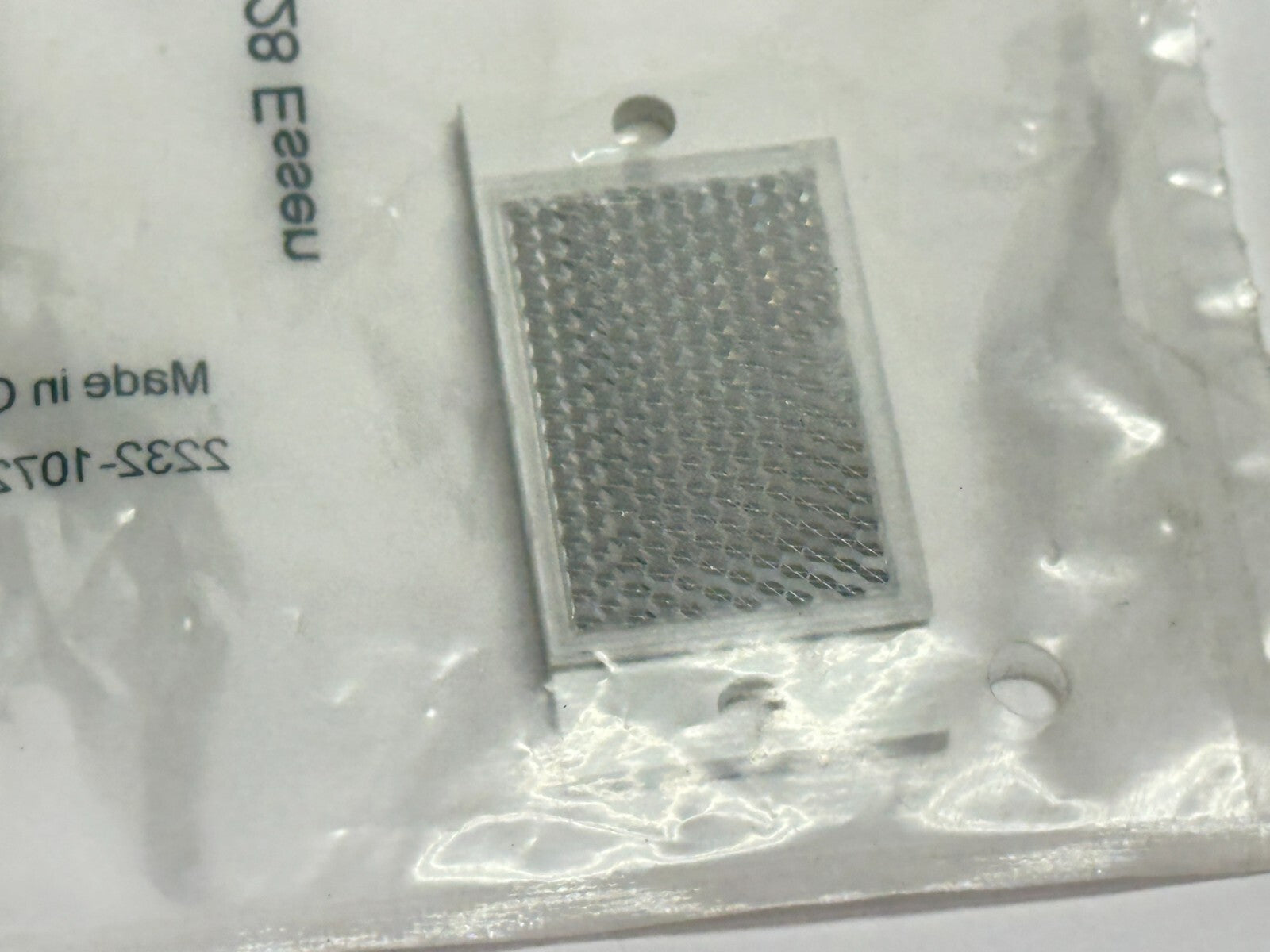 E20994 | IFM E20994 Reflector For Retro-Reflective Sensors REFLECTOR TS-30X20 - New - Maverick Industrial Sales
