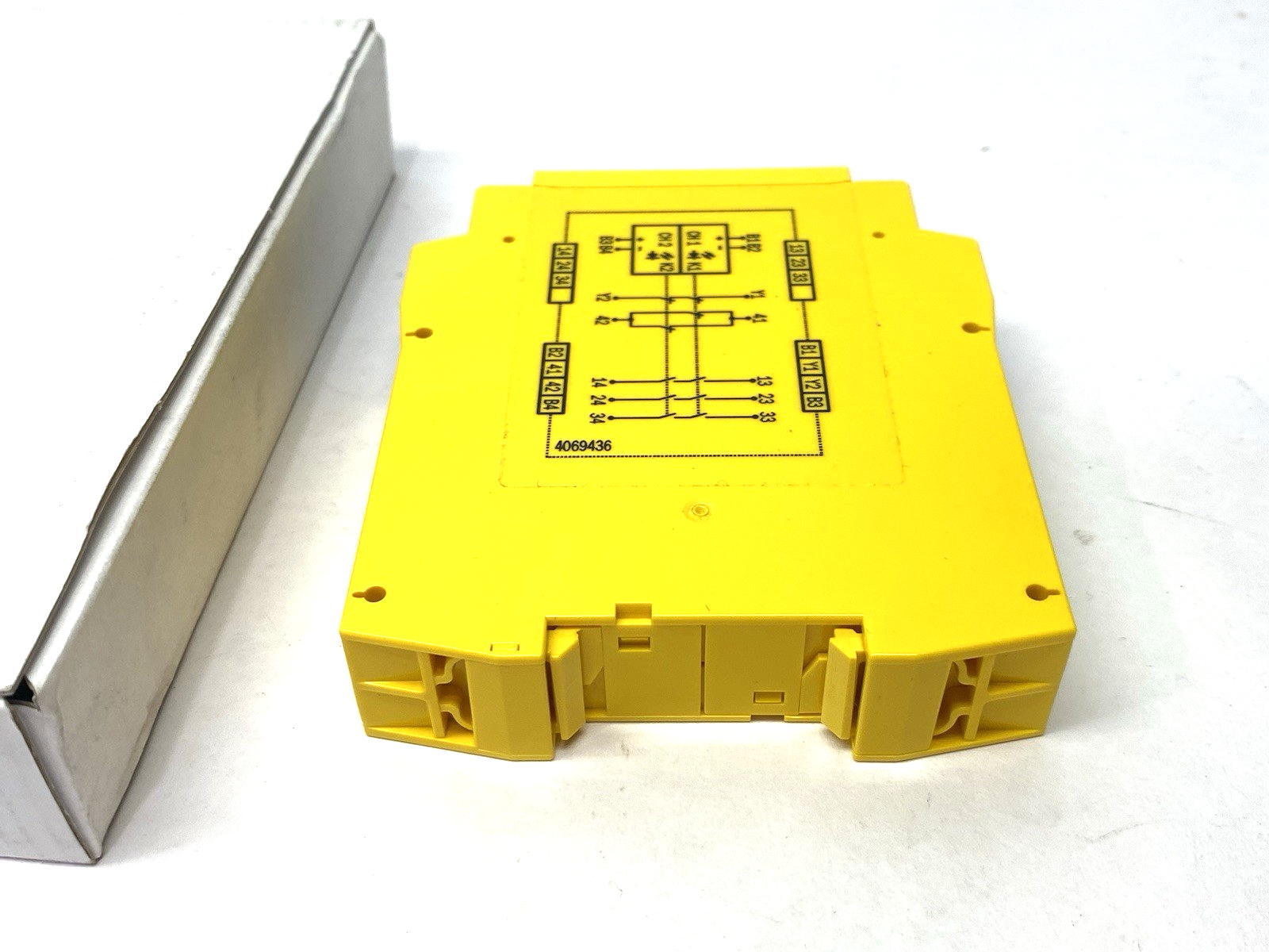 Sick UE10-3OS3D0 Safety Relay, Category 4, SIL 3 (IEC 61508), 6024918 - Maverick Industrial Sales