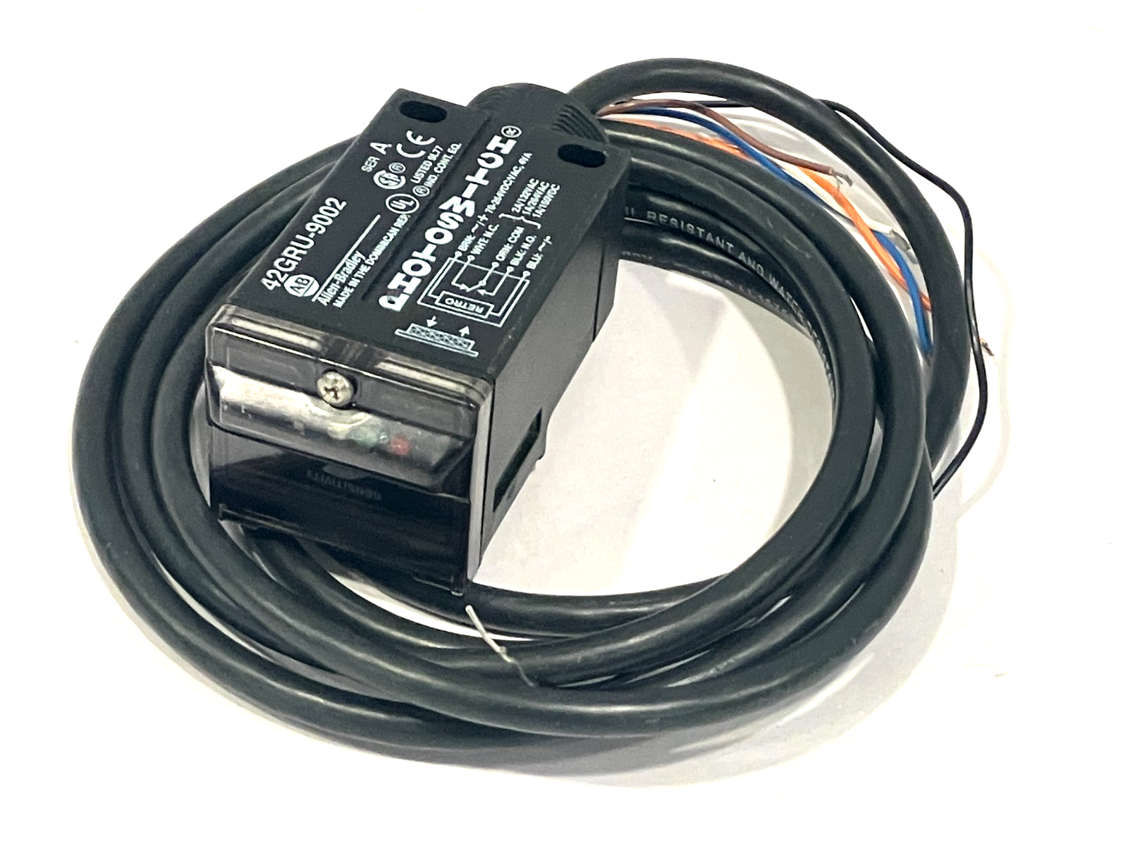 42GRU-9002 | Allen Bradley Ser. A Photoswitch Photoelectric Sensor - New – Open box - Maverick Industrial Sales