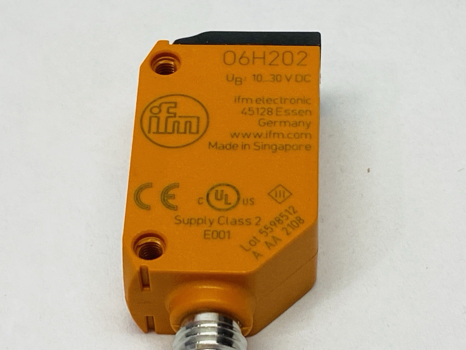 ifm O6H-FPKG/AS/3P Diffuse Reflection Sensors With Background Suppression O6H202 - Maverick Industrial Sales