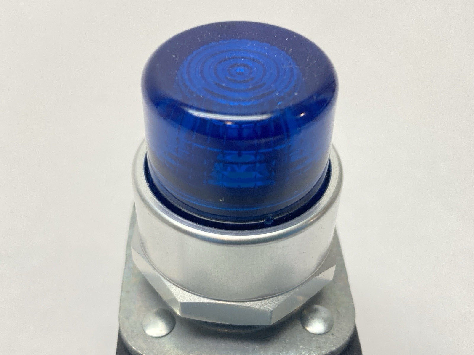 800T-QBH2B | Allen Bradley Ser U 30mm Momentary Push Button 800T PB Blue 12-130V - New – Open box - Maverick Industrial Sales