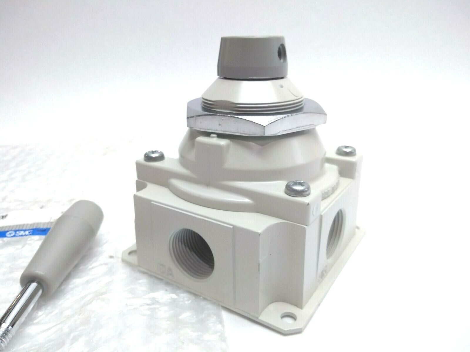 SMC VH412-06 Mechanical Pneumatic Hand Valve - Maverick Industrial Sales