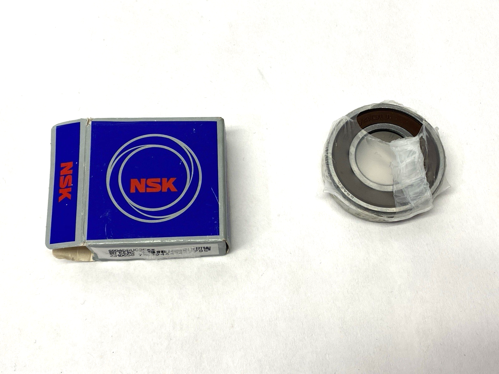 6004DDUC3E | NSK Single Row Deep Groove Ball Bearing 20mm ID 42mm OD 12mm Width - New – Open box - Maverick Industrial Sales