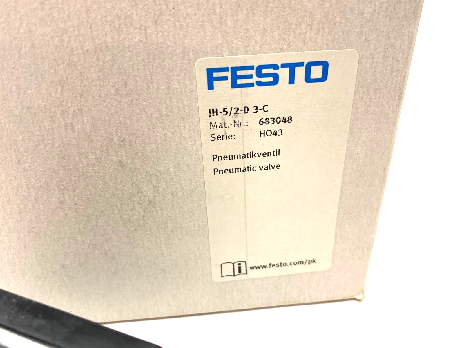 Festo JH-5/2-D-3-C Pneumatic Valve 5/2, Bistable 683048 - Maverick Industrial Sales