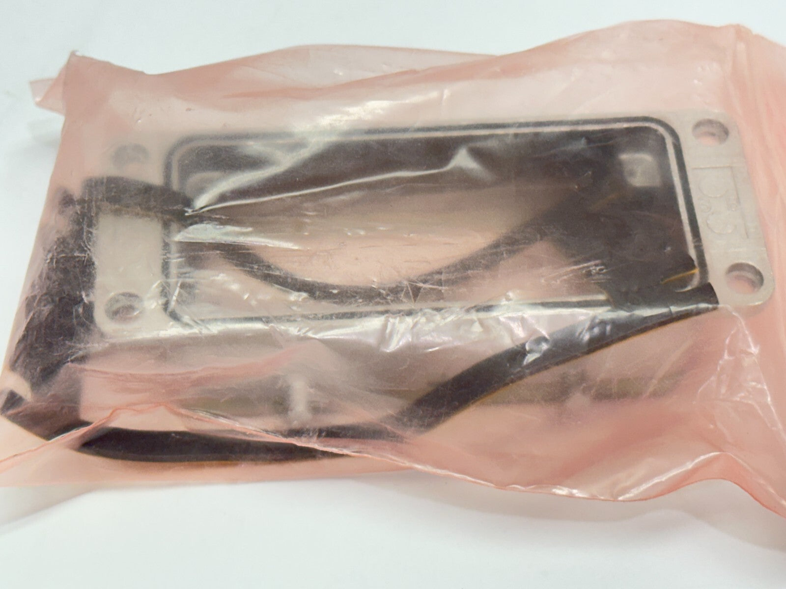 Han EMC/B 16 Base Panel,Han EMC/B 16,09628160303,09 62 816 0303 | Harting 09628160303 Han EMC/B 16 Base Panel Bulkhead Mounted Housing - New - Maverick Industrial Sales