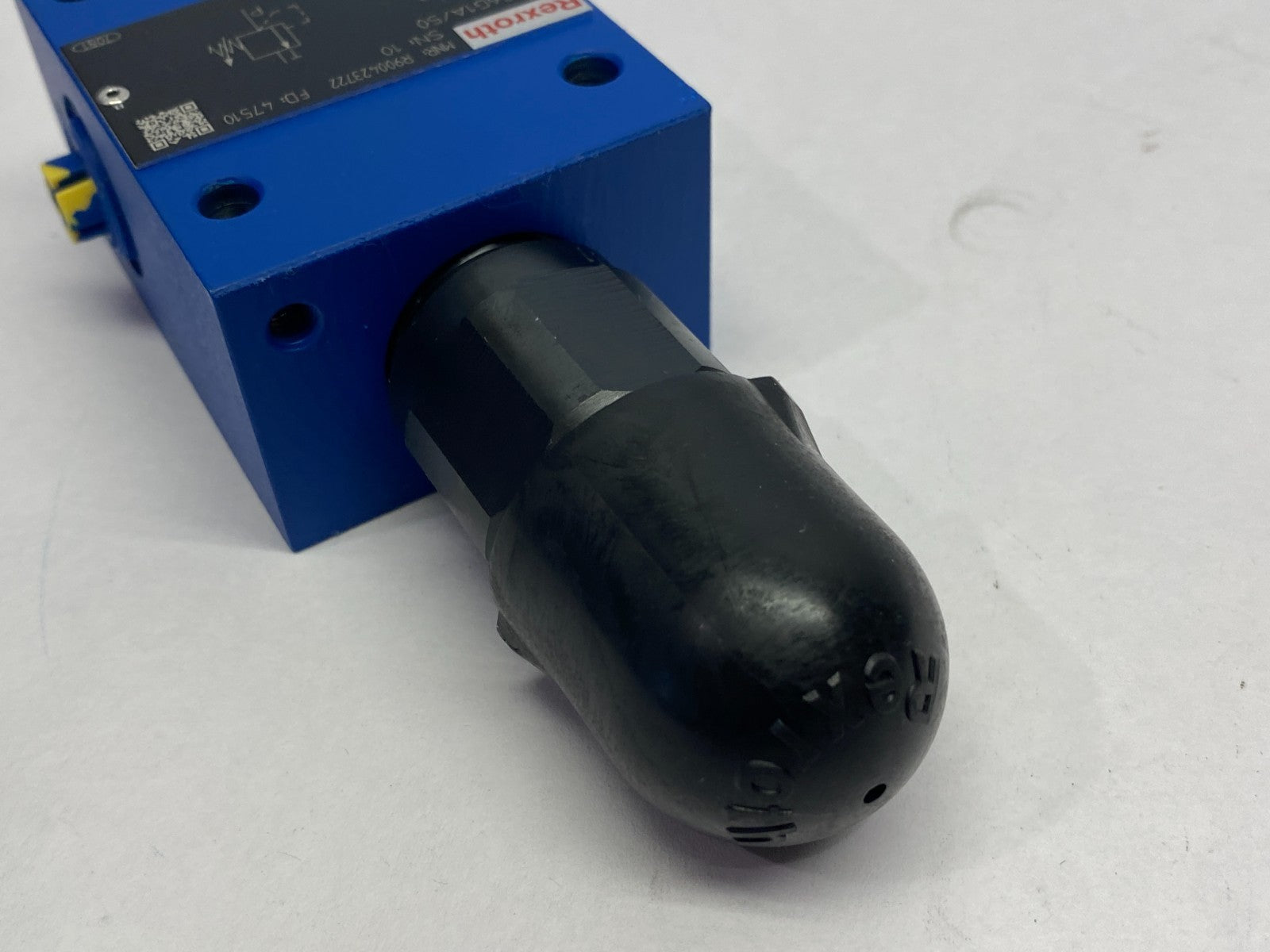 Bosch Rexroth R900423722 Pressure Relief Valve DBDS6G1A/50 - Maverick Industrial Sales