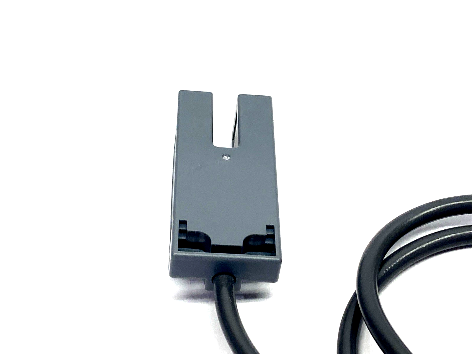 HUE-07N1 | Hanliwell U-Shaped Inductive Photoelectric Sensor/Slot Sensor - Used - Maverick Industrial Sales