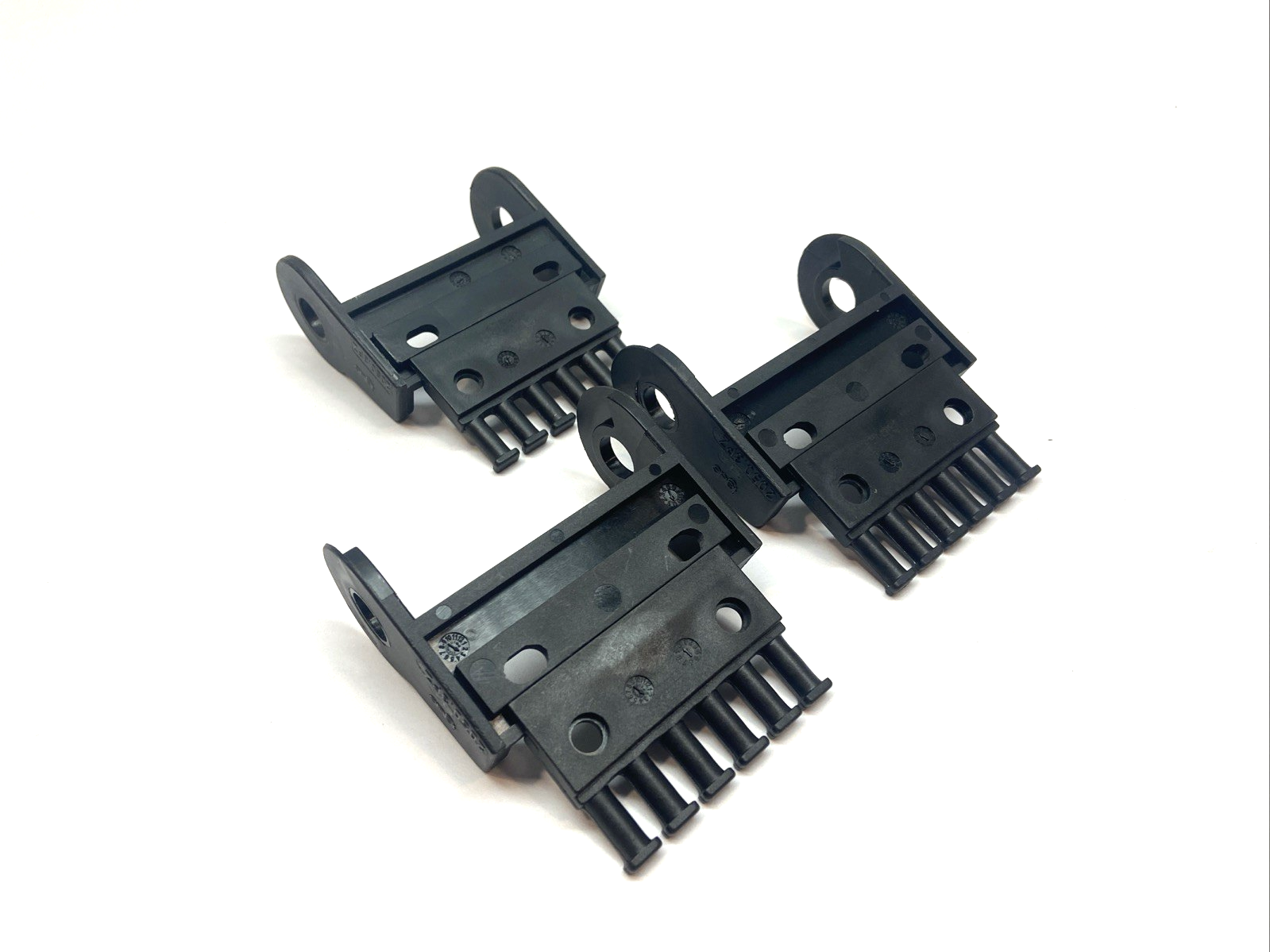 Igus 2050.3PZ Cable Carrier Mounting Bracket w/ 2050.BZ Tiewrap Plate LOT OF 3 - Maverick Industrial Sales