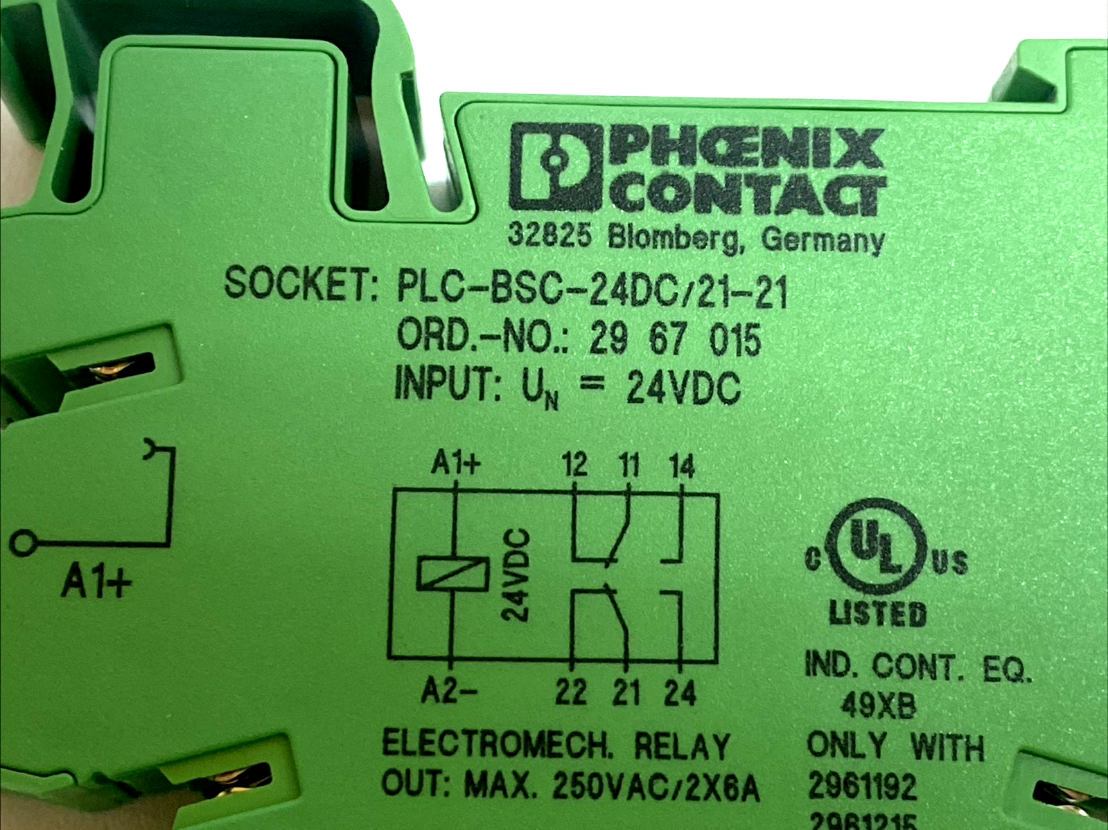 PLC-BSC-24DC/21-21 | Phoenix Contact Relay Base 2CO 6A 250V 24VDC 2961192 LOT OF 2 - Used - Maverick Industrial Sales