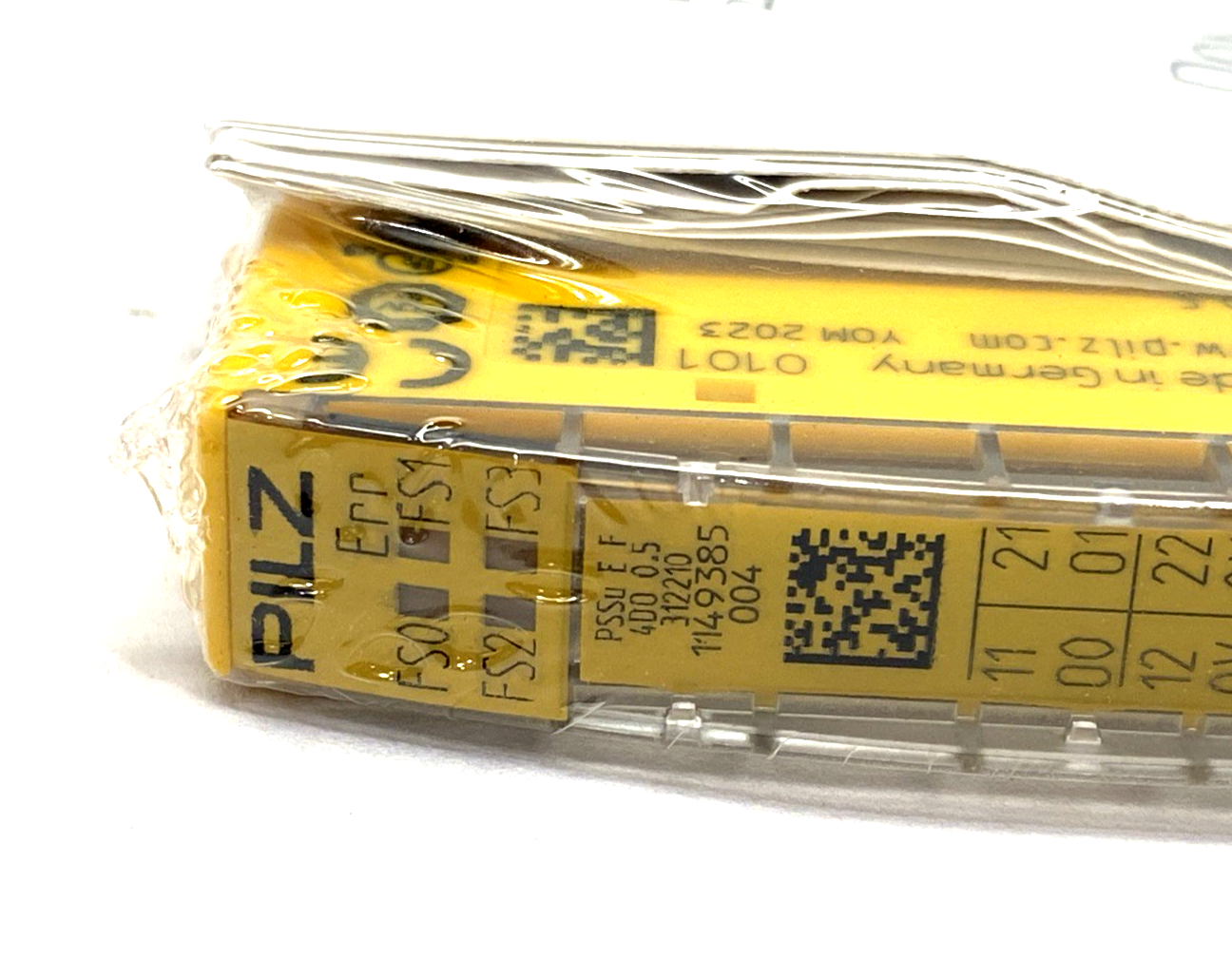 Pilz PSSu E F 4DO 0.5 Failsafe Electronic Module, 4-Outputs 0.5A 1P 312210 - New - Maverick Industrial Sales