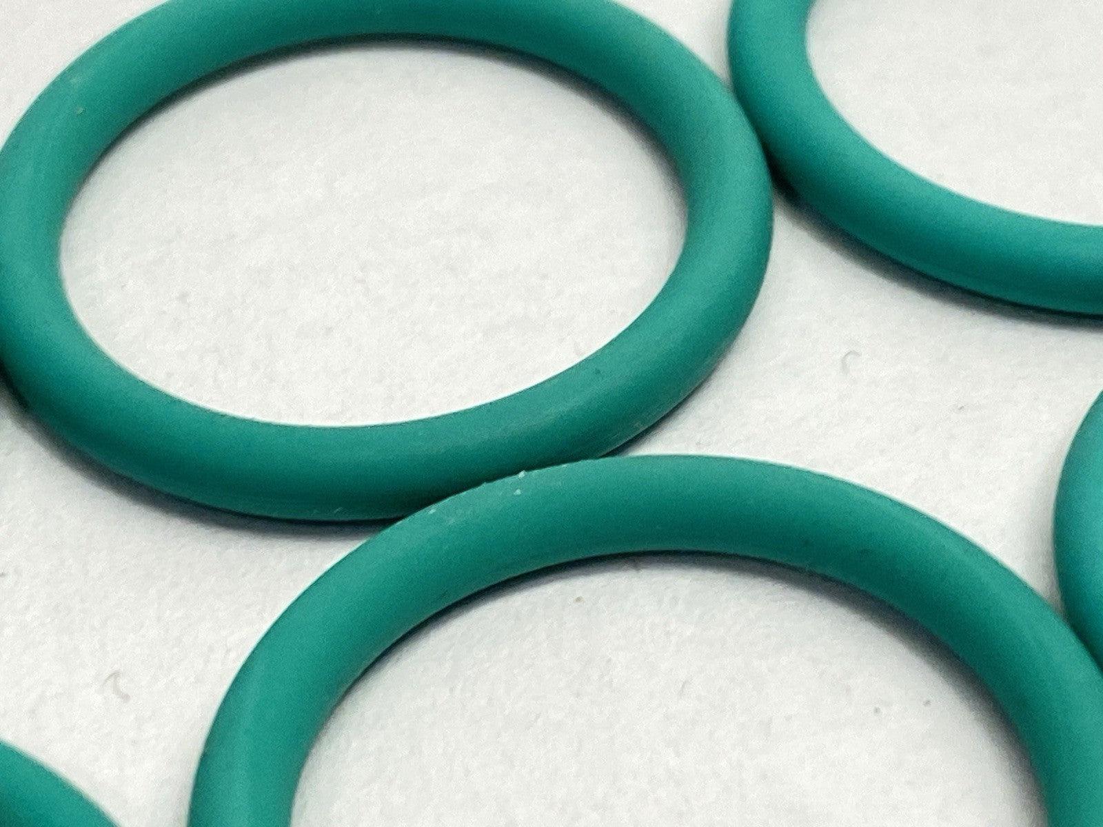 3DIC00359 | Scheugenpflug O-Ring 22.0mm X 3.0mm FKM LOT OF 8 - New – Open box - Maverick Industrial Sales