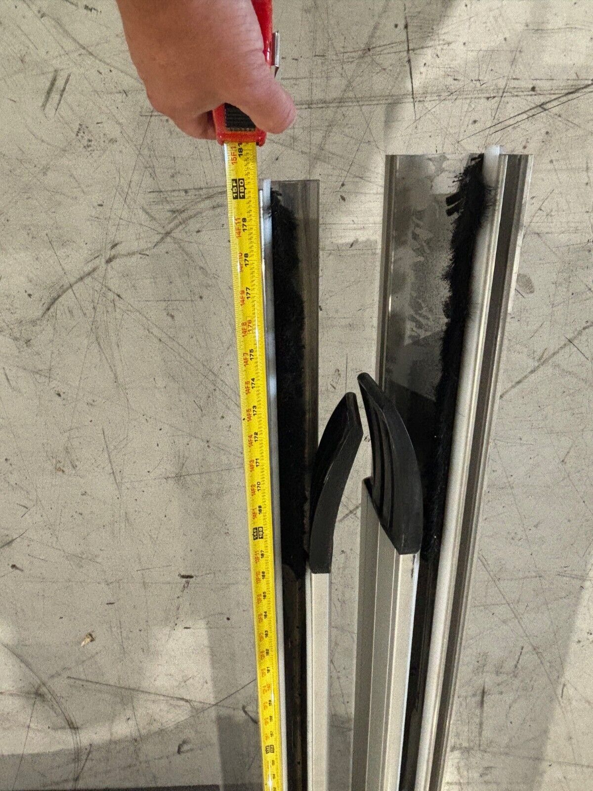 Albany Entre Matic RR300 Chill 6'x15' Insulated Power Rollup Door, 460V, ACS100 - Maverick Industrial Sales