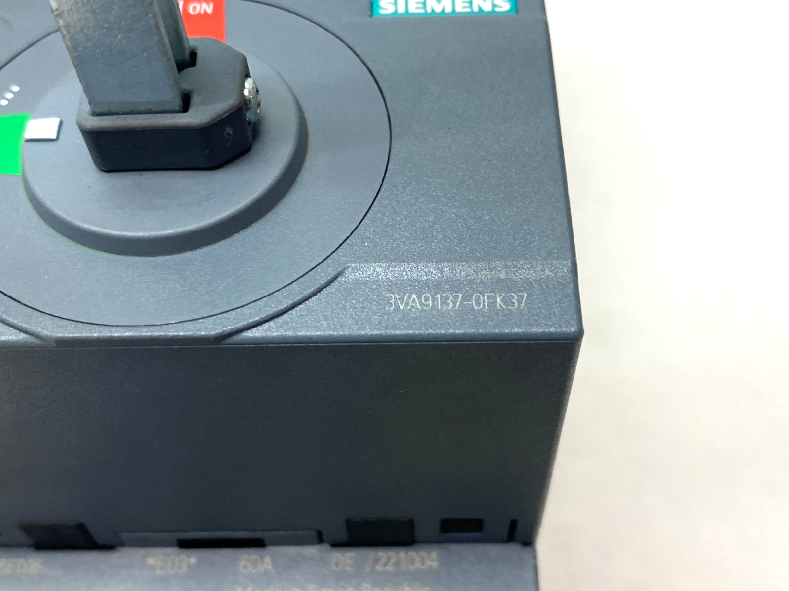Siemens 3VA5160-5ED36-0AA0 Circuit Breaker 3-Pole w/ 3VA9137-0FK37 Accessory - Maverick Industrial Sales