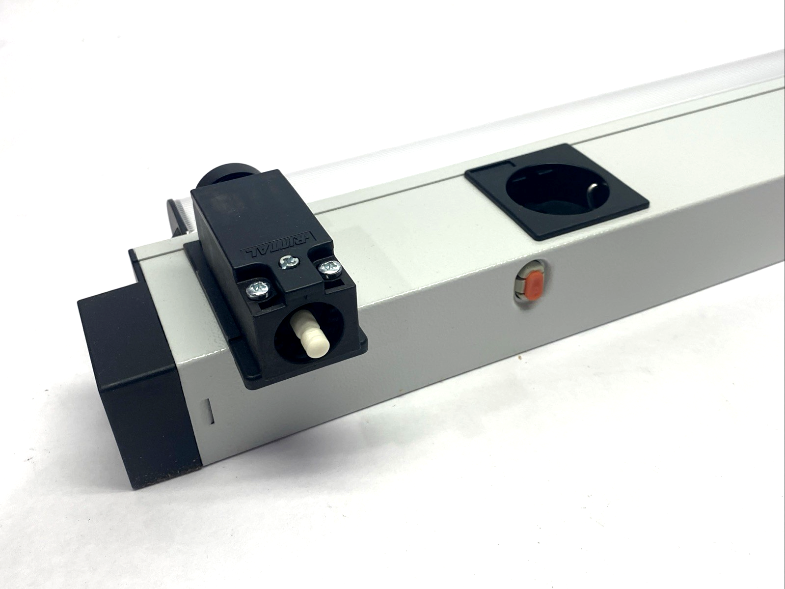 Rittal SZ 4139.190 Courtesy Light, Door Operated Switch 682 x 117 x 50mm 4139190 - Maverick Industrial Sales