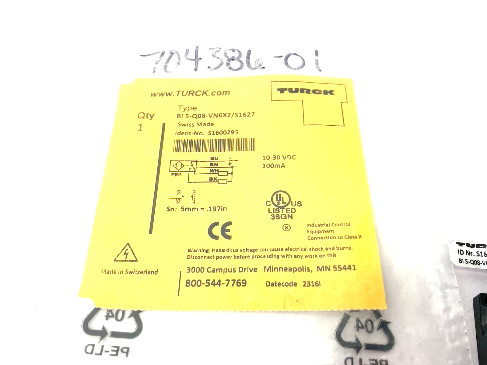 Turck 1600296 Inductive Proximity Sensor 5mm Sn NO/NC BI 5-Q08-VN6X2/S1627 - Maverick Industrial Sales