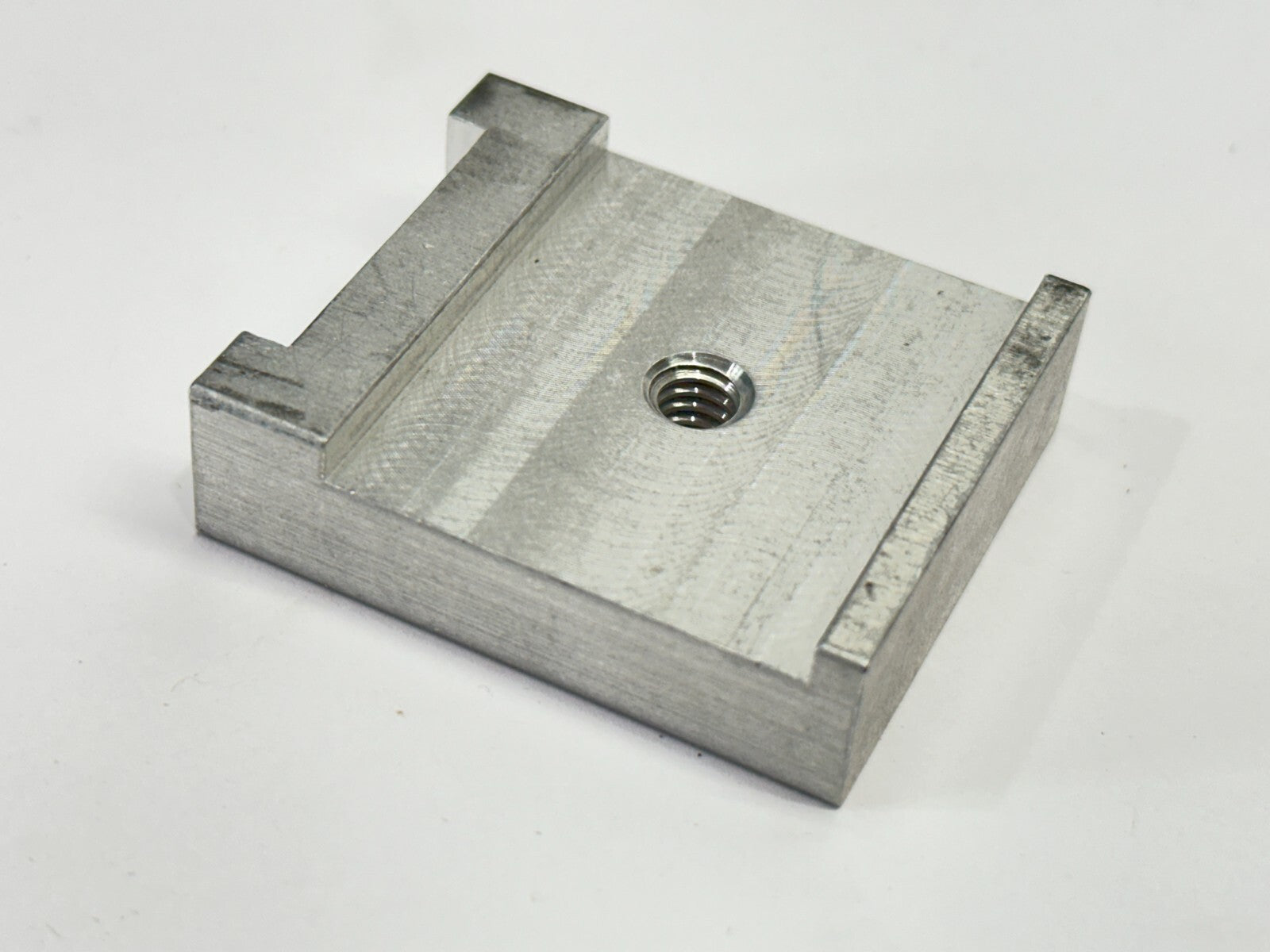 85-087 | Kaps-All Top Rail Support Block For AU-3 Bottle Orientainer - New – Open box - Maverick Industrial Sales