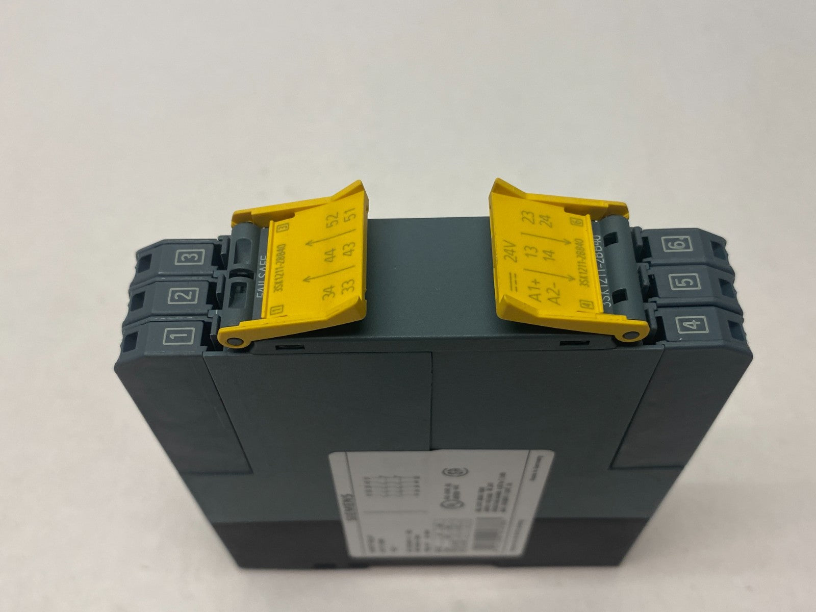 Siemens 3SK1211-2BB40 SIRIUS Safety Relay, Spring-Type, Output Expansion, 24VDC - Maverick Industrial Sales