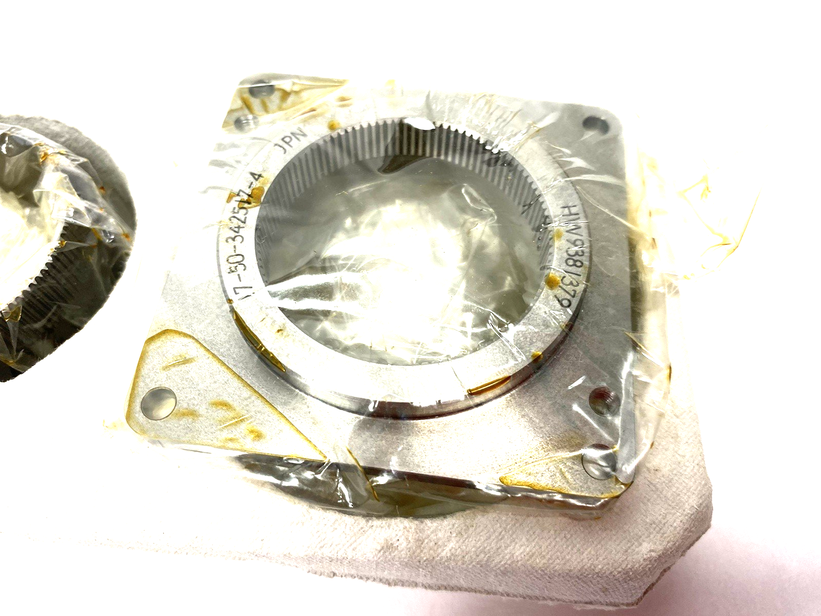 CSF-17-50-2A-R-SP | Harmonic Drive Systems Gear Reducer 50:1 Yaskawa 142140-6 - New - Maverick Industrial Sales