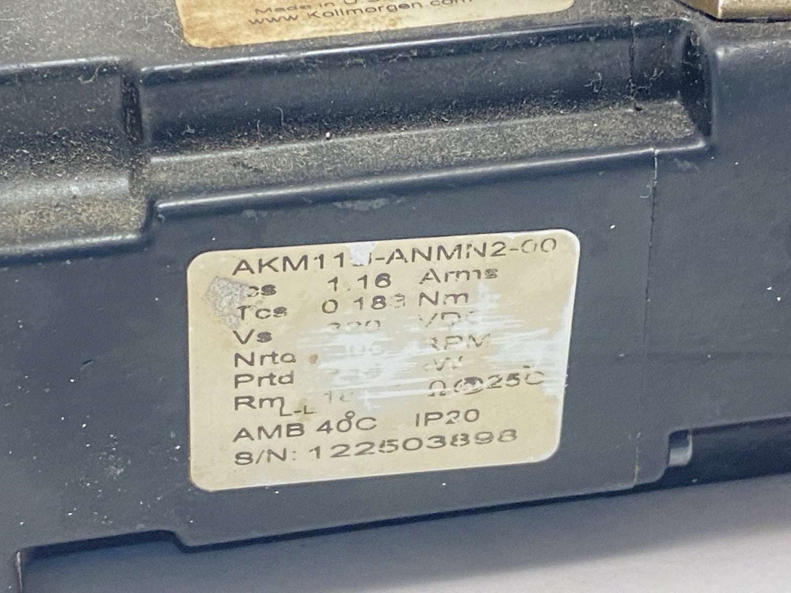 AKM11B-ANMN2-00 | Kollmorgen Servo Motor 0.183Nm 8000RPM 320VDC - For parts or not working - Maverick Industrial Sales