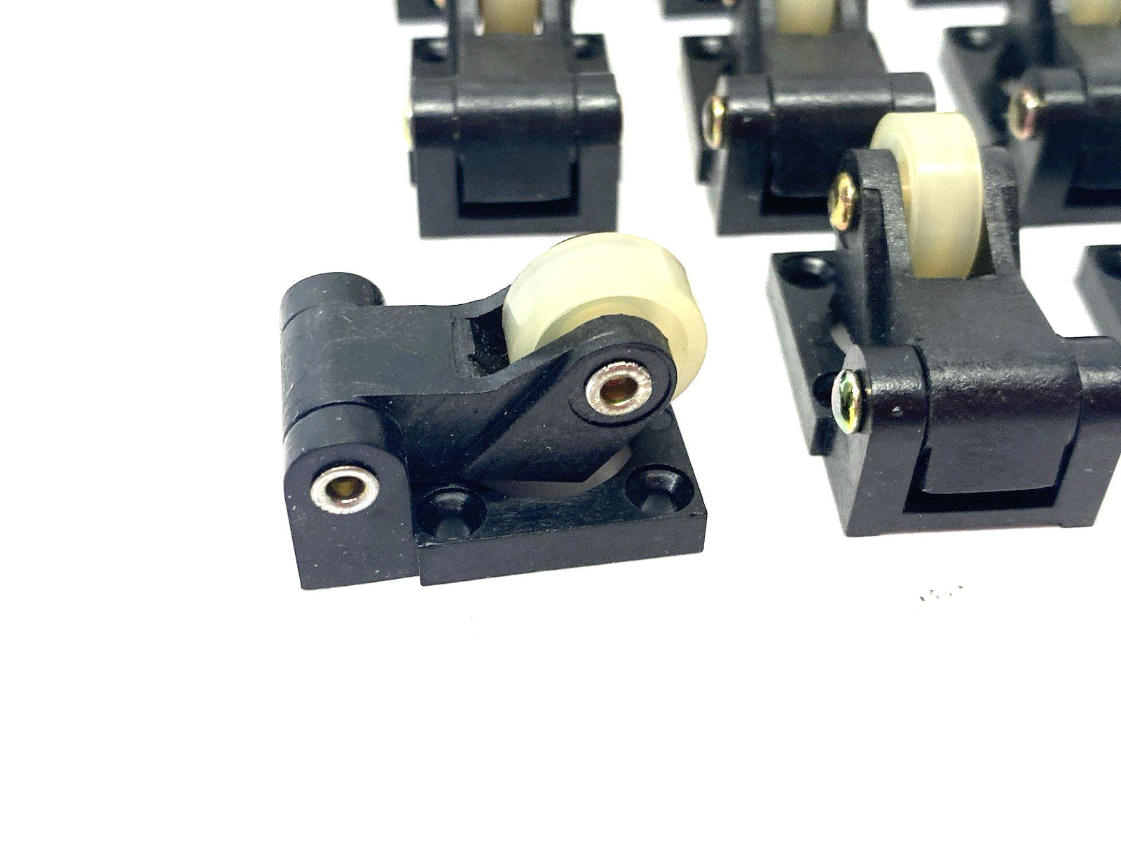 3918190681 | Bernstein Roller Level Switch Accessory H-E-EINR.I KU13,5 BOX OF 9 - New – Open box - Maverick Industrial Sales