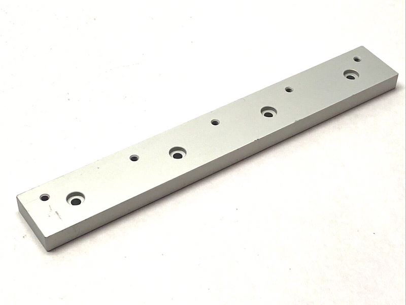 DJ4-014 Linear Mounting Bracket - Maverick Industrial Sales