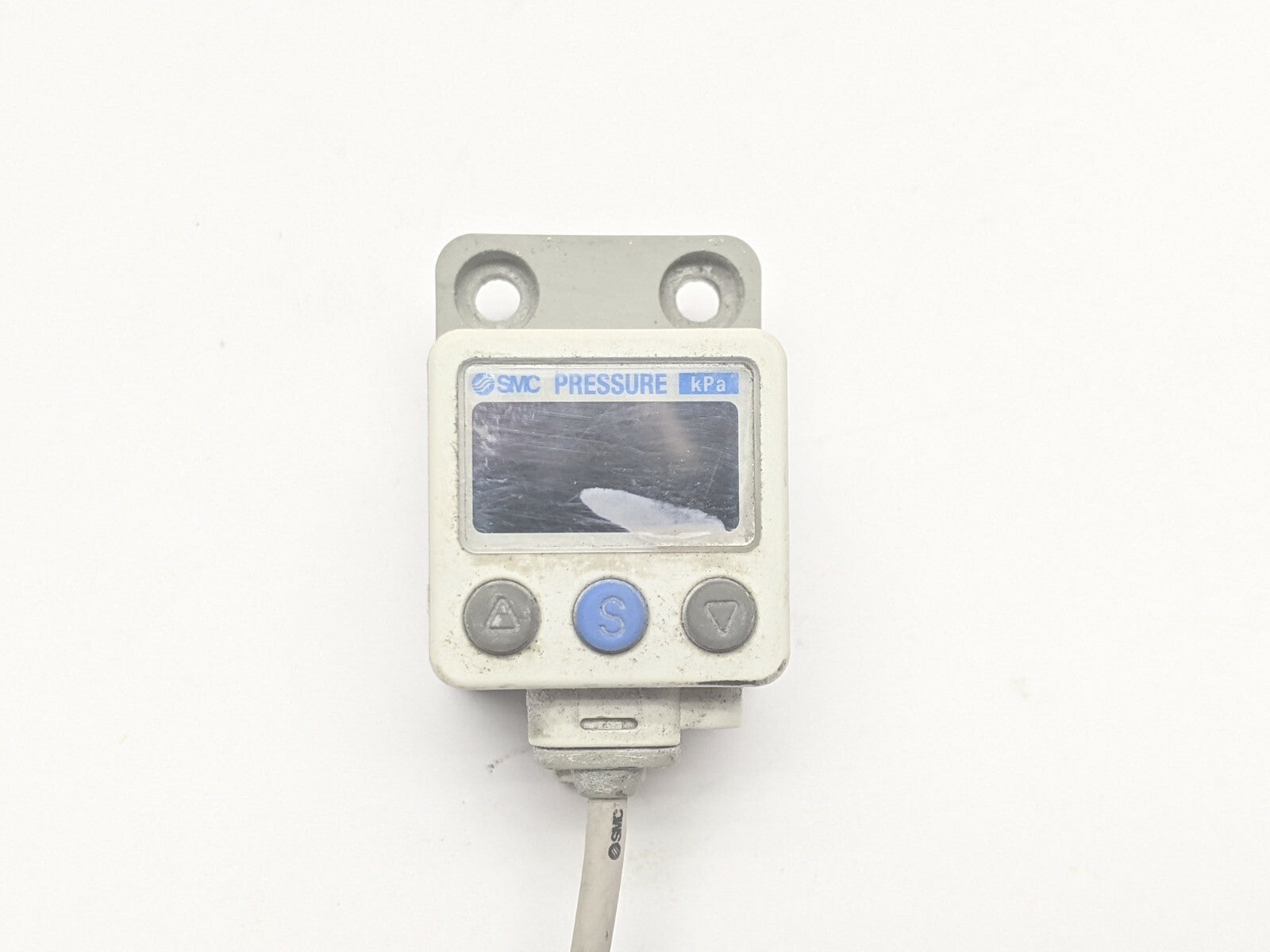 SMC ZSE40A-C4-T Digital Vacuum Switch SHORT LEAD - Maverick Industrial Sales