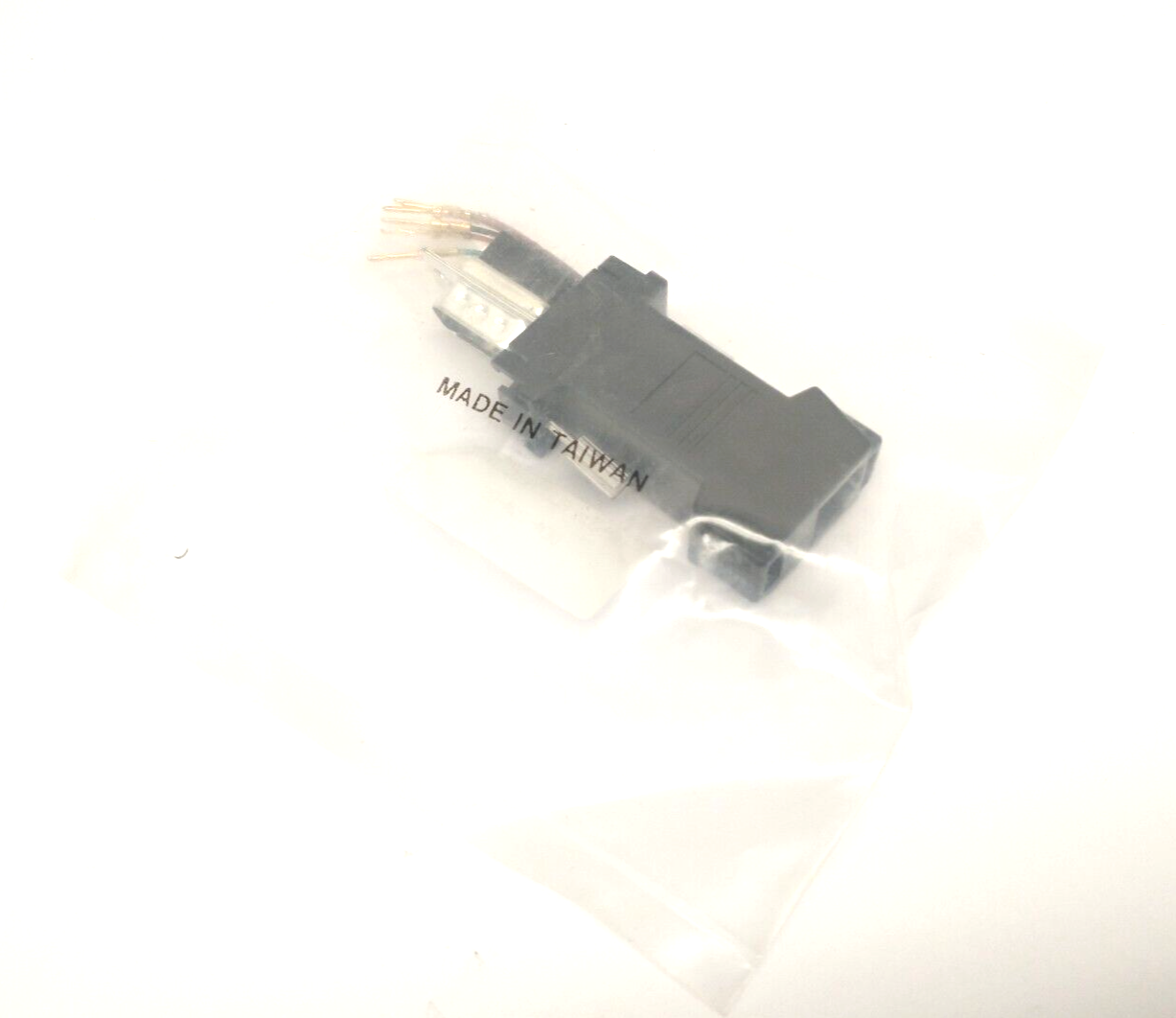 Unicom Electric DEM-25M-0S RJ25 To DE-9 9-Pin Connector LOT OF 8 - Maverick Industrial Sales