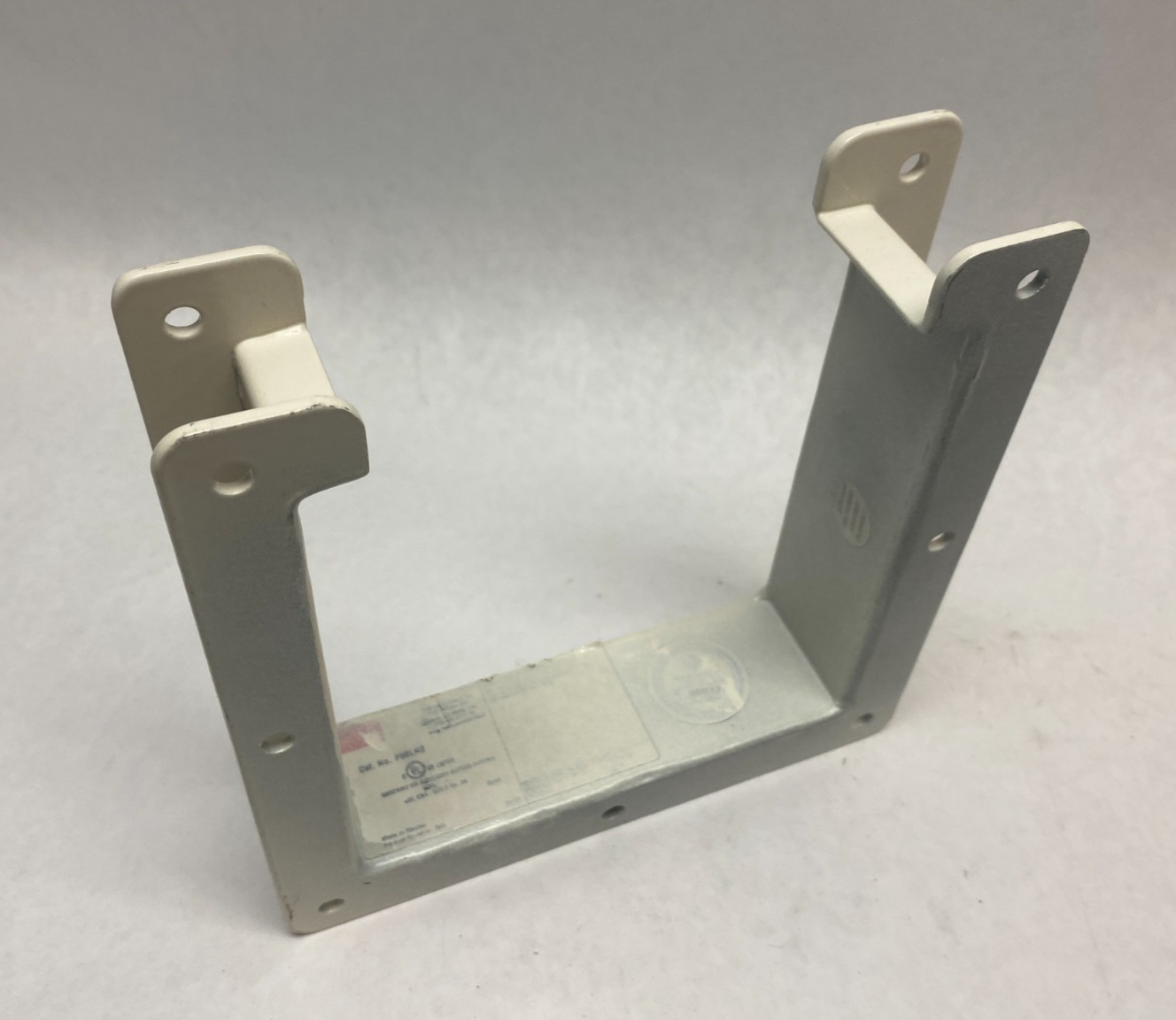 F66LN2 | Hoffman nVent Wireway Nipple Lay-in Hinged Cover 6" x 6" PAINTED WHITE - New – Open box - Maverick Industrial Sales