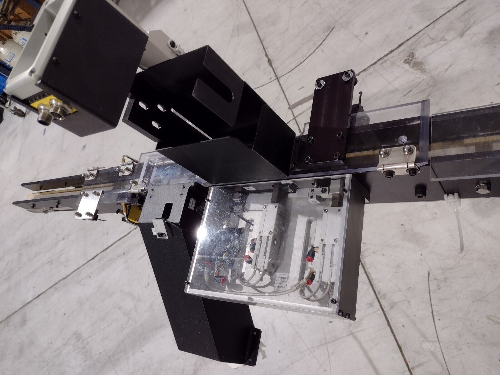 VBCLP-6, VEP-08 | Shibuya Hoppmann VBCLP-6 Centrifugal Vial Feed System, VEP-08 Pre-Feed Elevator - Used - Maverick Industrial Sales