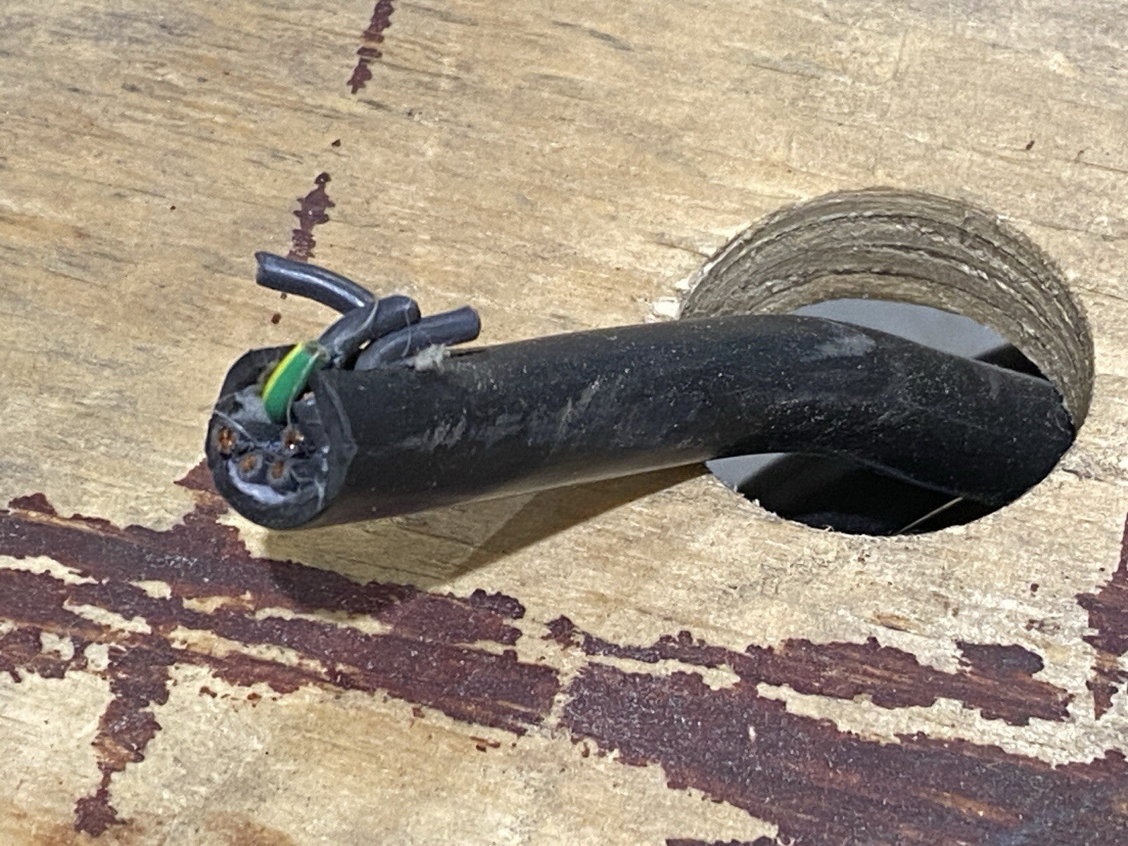 Lapp 201809 Olflex Tray VTC Multi-Conductor Cable 9c 18AWG 175FT Spool - Maverick Industrial Sales