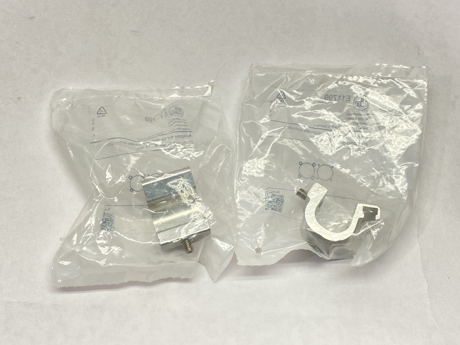 E11799 | IFM Tie-Rod Cylinder Bracker 9-15mm LOT OF 2 - New - Maverick Industrial Sales