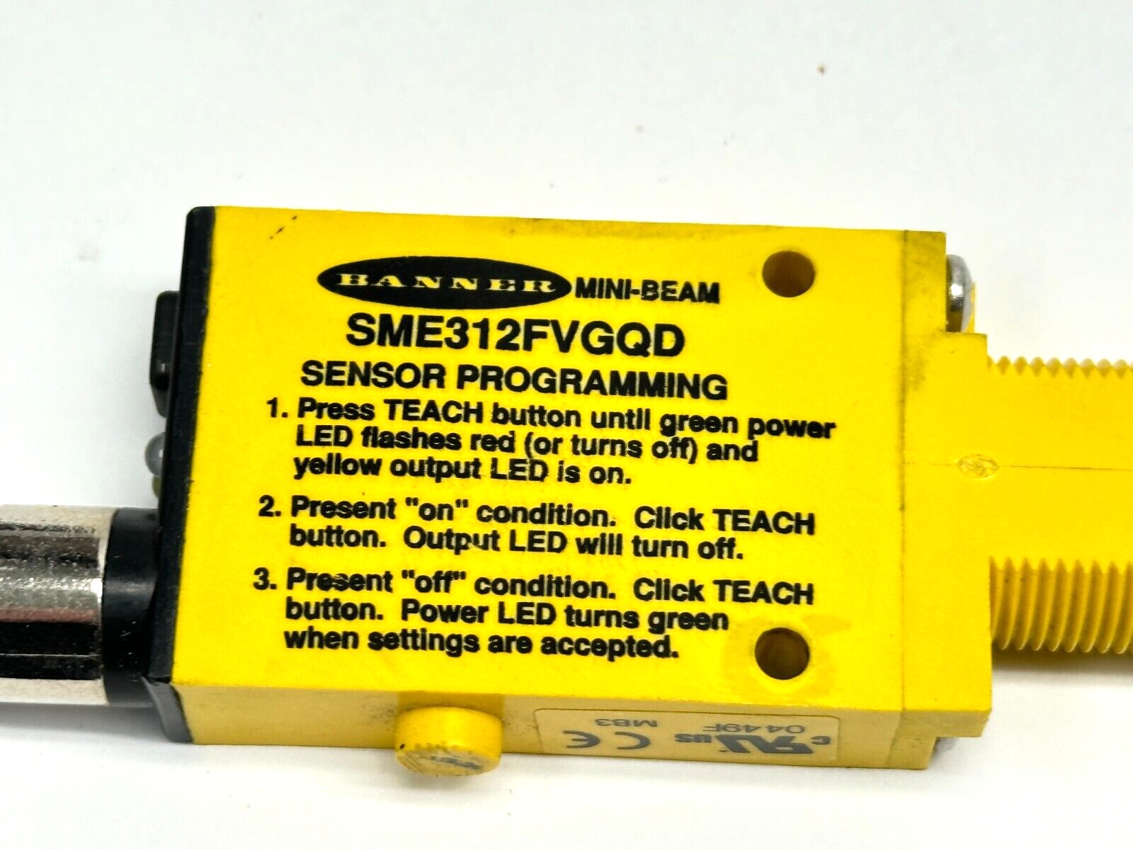 Banner SME312FVGQD Mini-Beam Fiber Optic Amplifier 10-30VDC - Maverick Industrial Sales