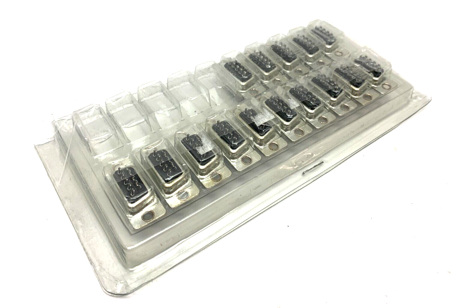 Amphenol G17S0900110EU D-Sub Standard Connector LOT OF 15 - Maverick Industrial Sales