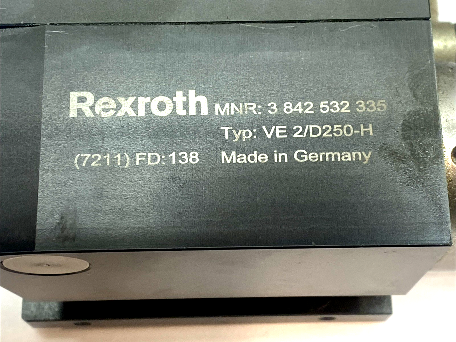 3842532335 | Bosch Rexroth Stop Gate Cylinder VE2/D250-H Pneumatic Conveyor- Used - Maverick Industrial Sales