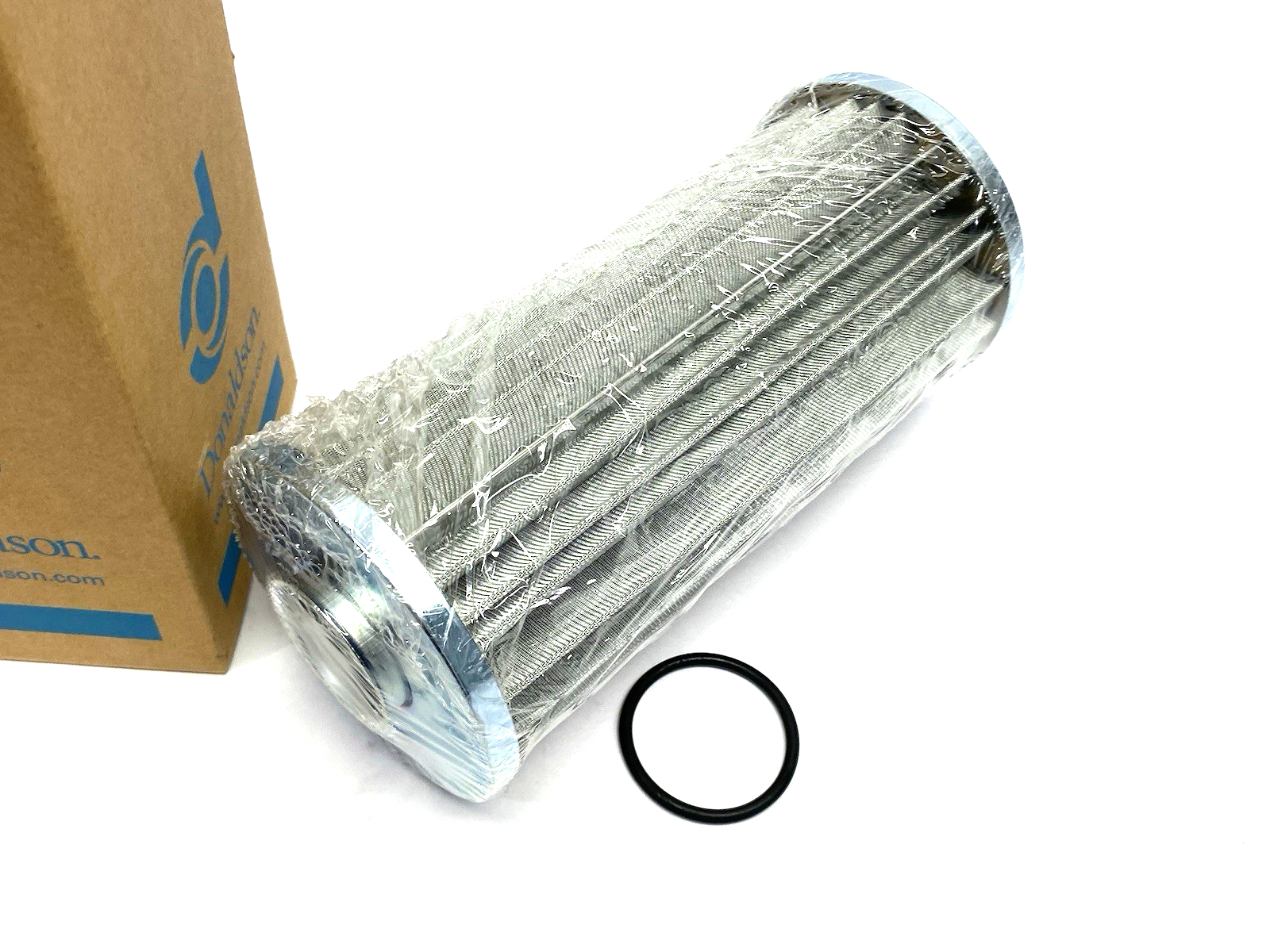 P171536 | Donaldson Hydraulic Filter Cartridge 90-micron - New – Open box - Maverick Industrial Sales