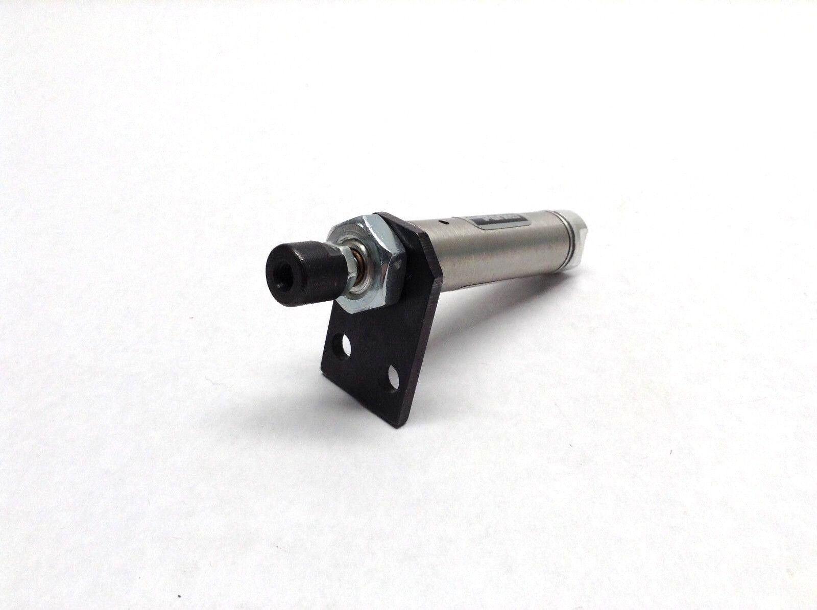 Parker WD504421 A Pneumatic Cylinder .56 NSRM .500, 250 PSI - Maverick Industrial Sales