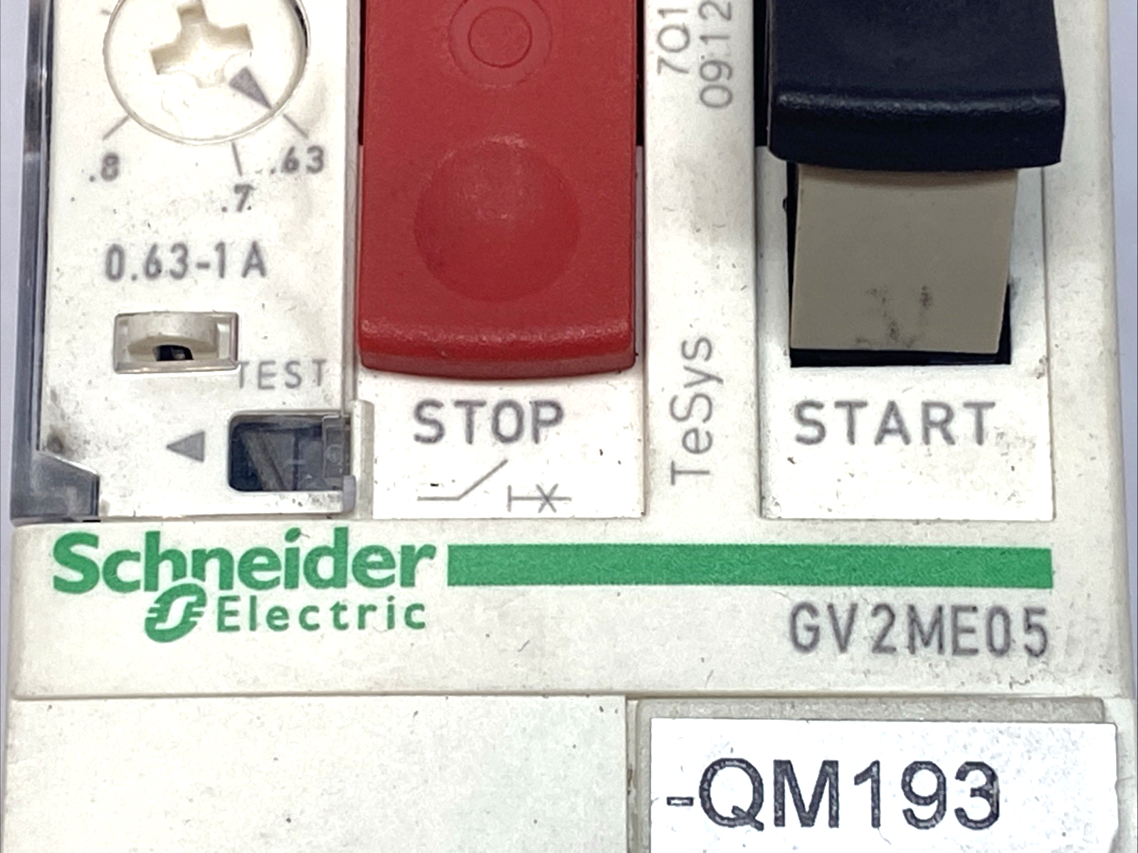 Schneider Electric GV2ME05 TeSys Deca Manual Starter & Protector - Maverick Industrial Sales