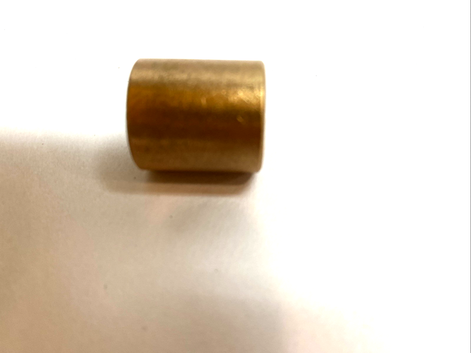 Isostatic Industries AM-1218-20 Bronze Sleeve Bearing LOT OF 8 - Maverick Industrial Sales