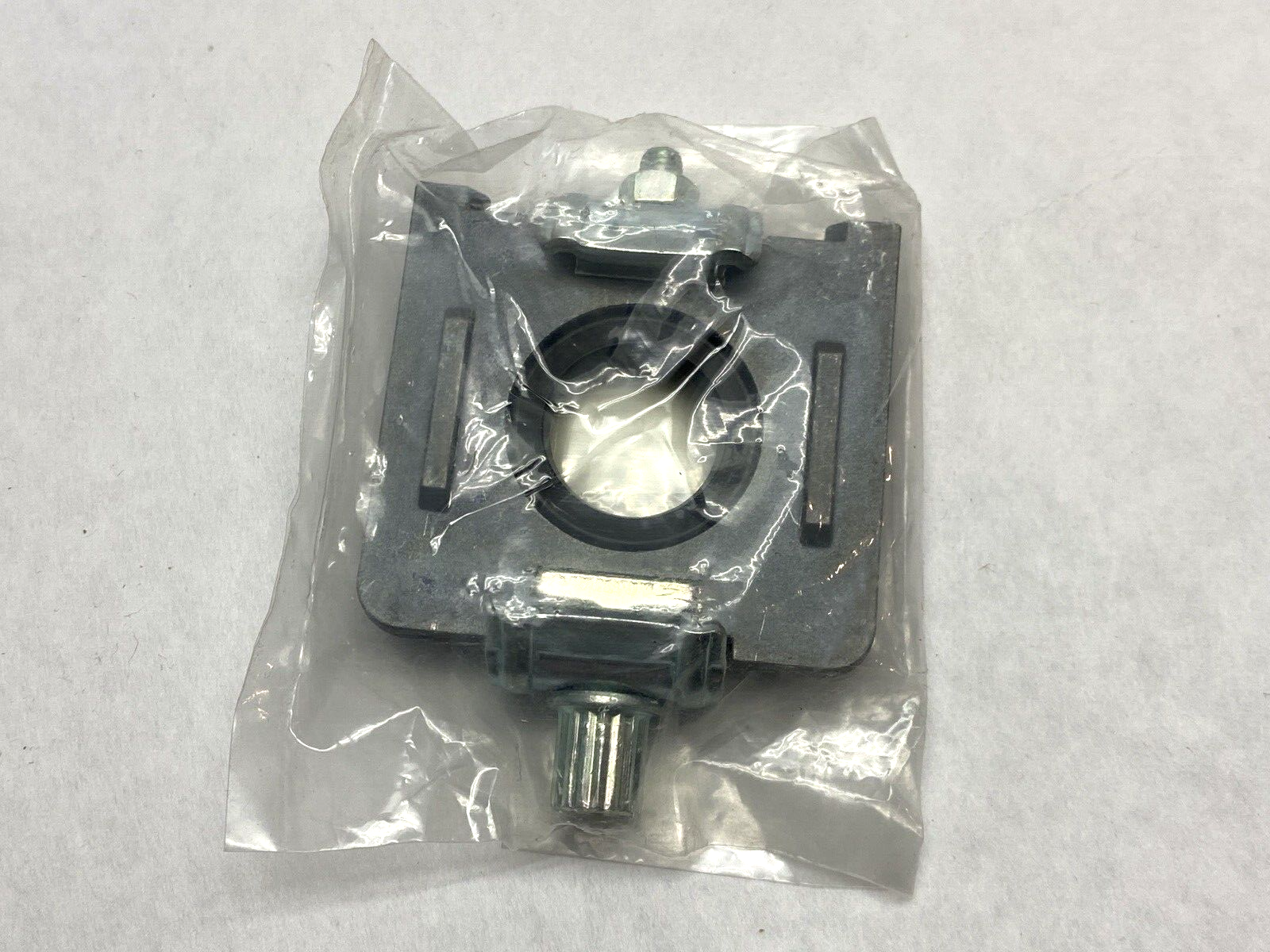 SMC Y400-A Spacer Interface AC MASS Pro LOT OF 2 - Maverick Industrial Sales