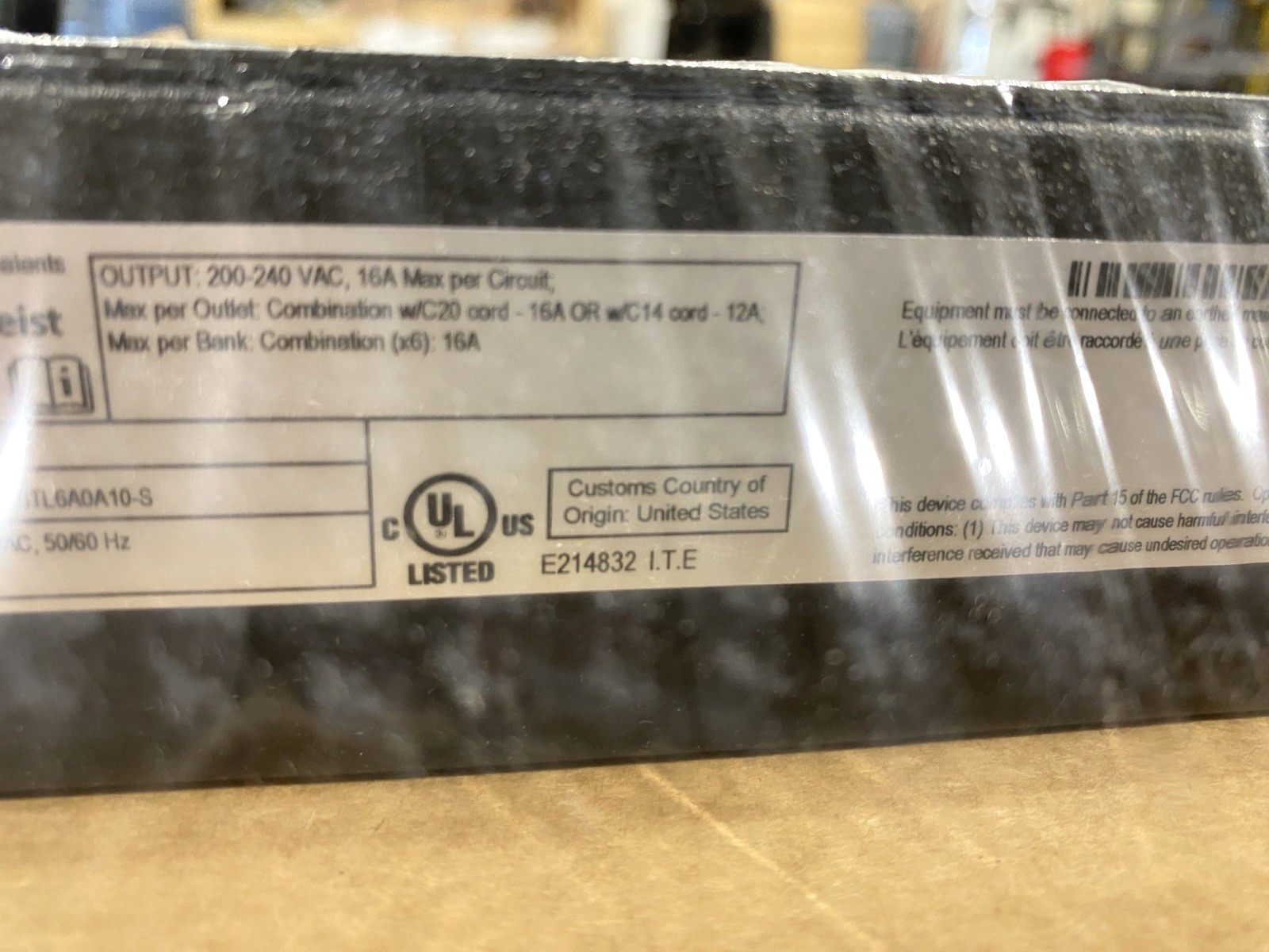 Vertiv Geist VP5N30AP rPDU Switched Unit Level Monitoring EC 30A 208V Vertical - Maverick Industrial Sales