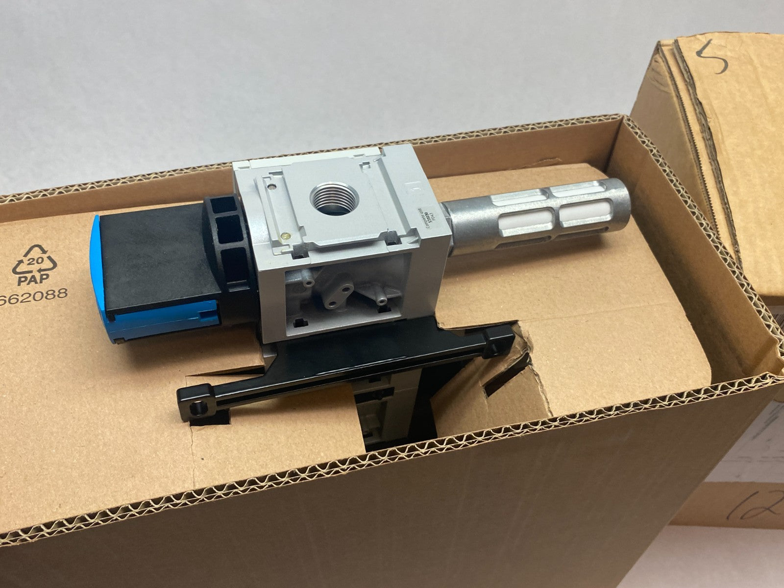 Festo MSB6-1/2:C44:J2:D20:F1:D20:F6-WP-UL1 Combination Service Unit 531030 - Maverick Industrial Sales
