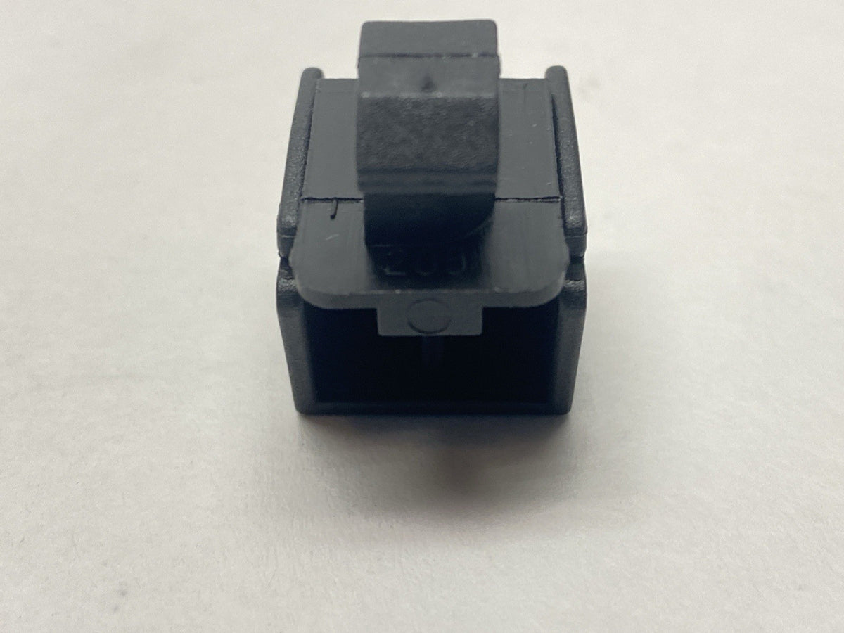671049 | TSLOTS Clip Block Black Nylon LOT OF 200 - New – Open box - Maverick Industrial Sales
