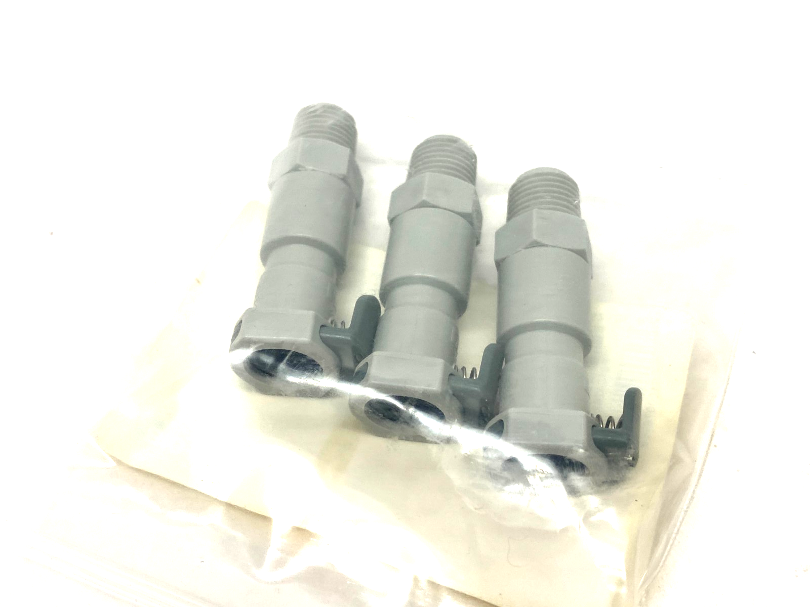 Bio Rad 9104262-SVC Extra Flow Coupling 1/4" NPT for CHEF Mapper Cell PKG OF 3 - Maverick Industrial Sales