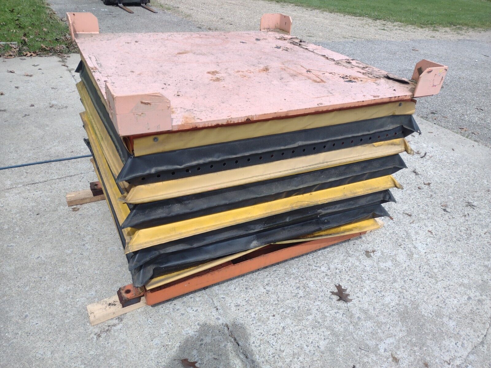 Scott Pneumatic Lift Table 51" x 51" x 12-35.5 inch Table Height 4000LB Capacity - Maverick Industrial Sales
