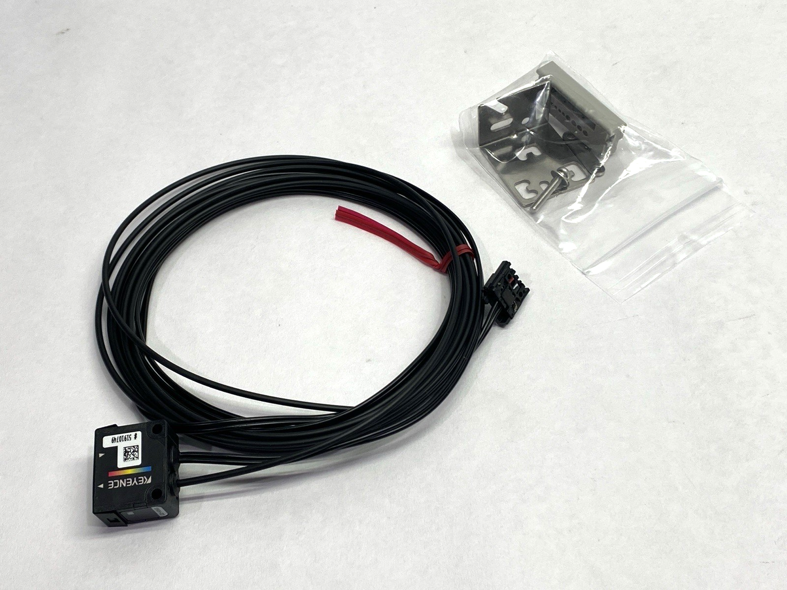 Keyence CZ-H35S RGB Digital Fiber Optic Sensor - Maverick Industrial Sales