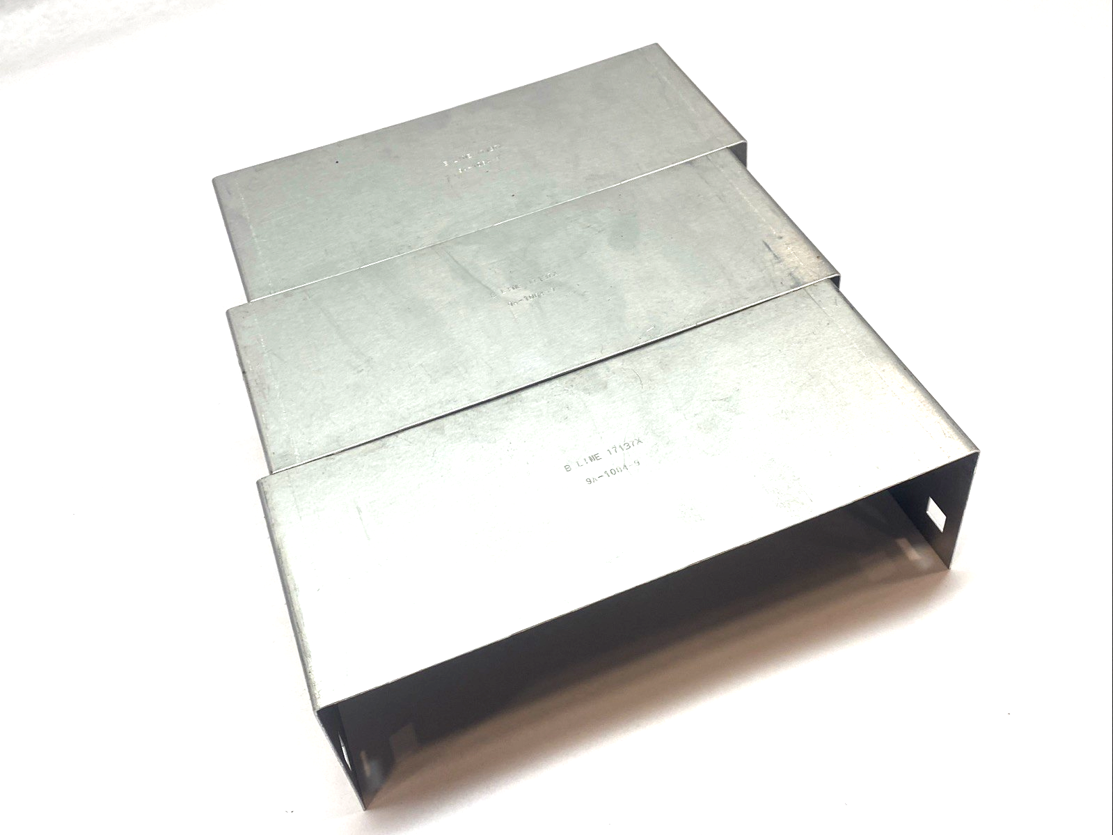 9A-1084-9 | Cooper B-Line Aluminum Blind End Plate LOT OF 3 - New – Open box - Maverick Industrial Sales