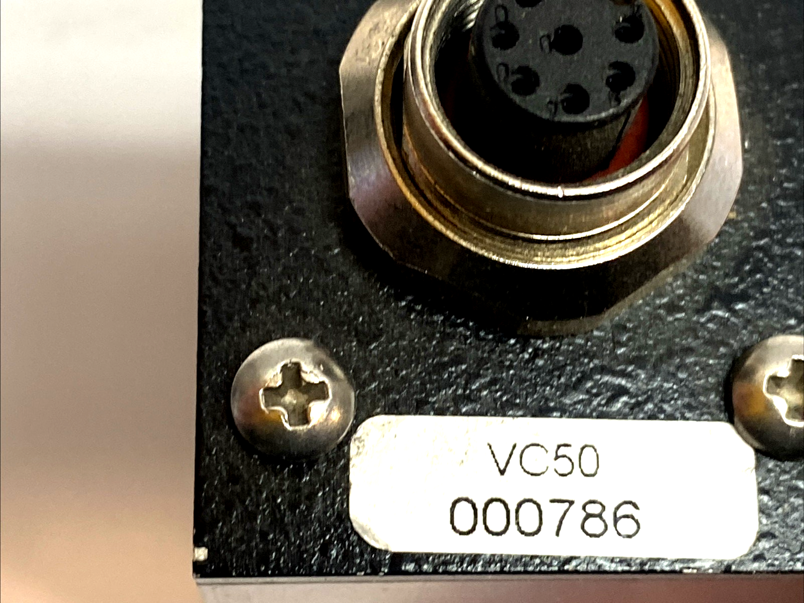 VC50 | X‑Rite VeriColor Inline Color Sensor Head Medium Spot RS‑232/PLC - Used - Maverick Industrial Sales