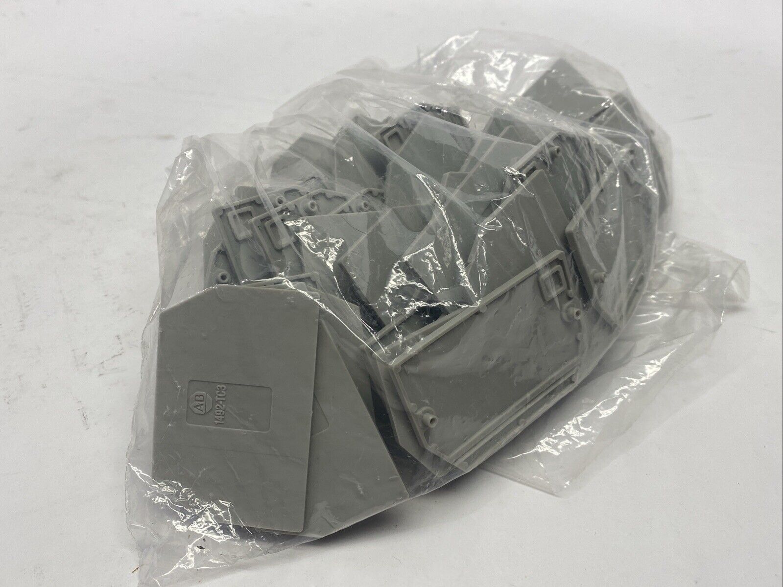Allen Bradley 1492-TC3 Ser A Terminal Covers Gray LOT OF 49 - Maverick Industrial Sales